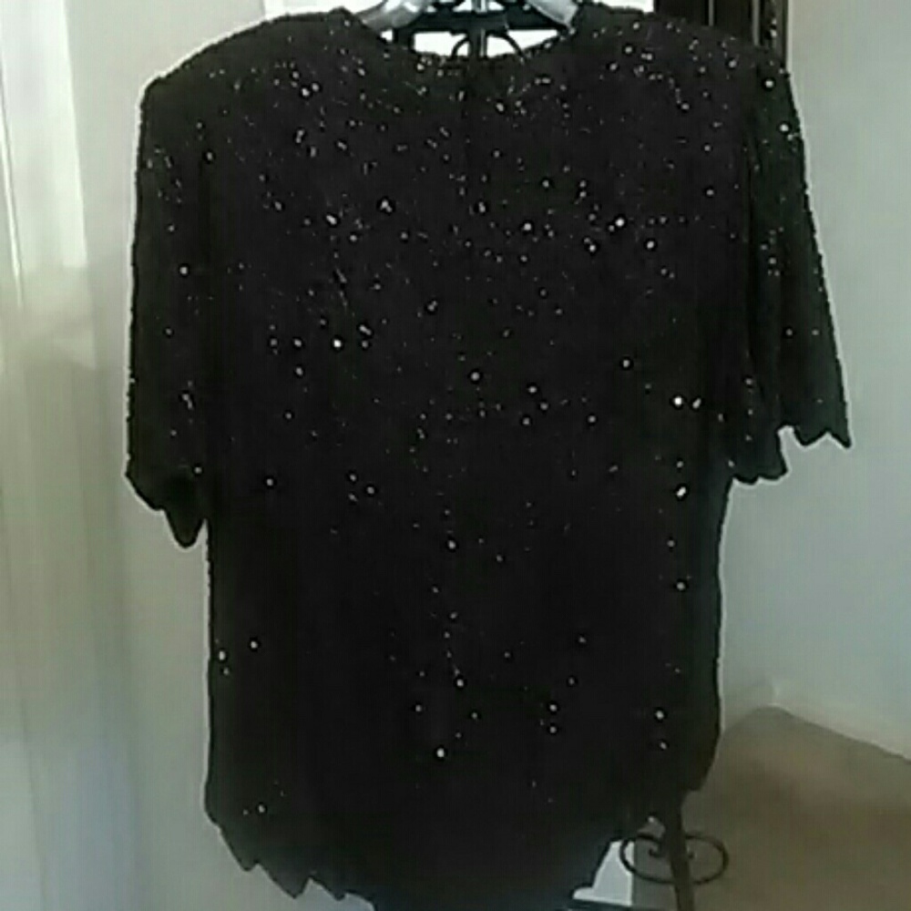 Top - Picture 2 of 3
